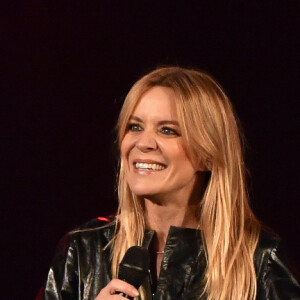 Véronic DiCaire en première partie du concert de Céline Dion à l'AccorHotels Arena, Paris le 4 juillet 2017. © Lionel Urman/Bestimage