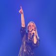 Véronic DiCaire en première partie du concert de Céline Dion à l'AccorHotels Arena, Paris le 4 juillet 2017. © Lionel Urman/Bestimage