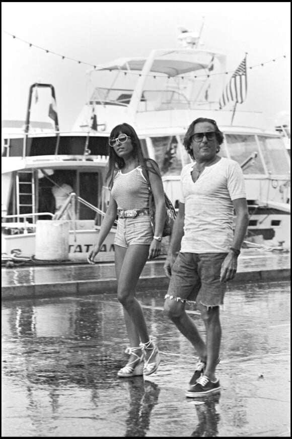 Elsa Martinelli et son deuxième mari le photographe Willy Rozzo en 1976.