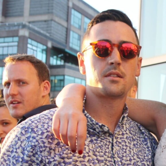 Ali Lohan (Aliana Lohan) entre son frère Michael Lohan Jr. et sa mère Dina Lohan - Soirée "Ranbeeri Denim" (marque dont Ali Lohan est l'égérie) au rooftop Jimmy du James Hotel à New York, le 4 août 2015.