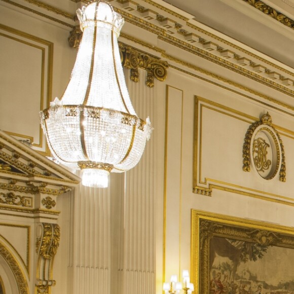 La reine Elizabeth II offrait un banquet officiel en l'honneur du roi Felipe VI et de la reine Letizia d'Espagne, le 12 juillet 2017 à Buckingham Palace, à l'occasion de leur visite officielle, la première d'un souverain espagnol au Royaume-Uni depuis 31 ans.