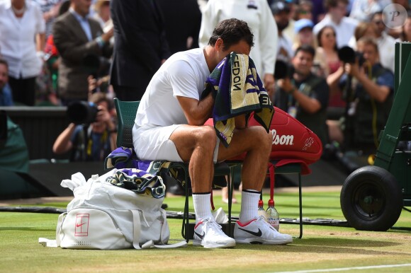 Roger Federer sacré pour la huitième fois à Wimbledon, à Londres, le 16 juillet 2017.