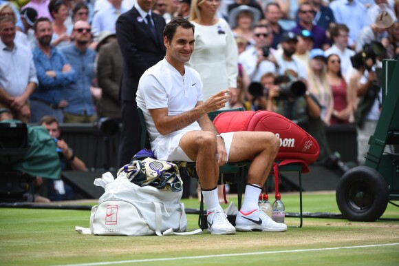 Roger Federer sacré pour la huitième fois à Wimbledon, à Londres, le 16 juillet 2017.