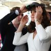 Le prince William et Kate Middleton visitaient un incubateur de start-up à l'immeuble d'affaires The Spire et ont pu s'essayer à la réalité virtuelle, le 17 juillet 2017 à Varsovie lors de leur visite officielle en Pologne.