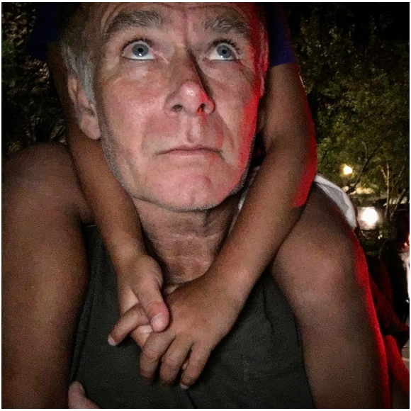 Franck Dubosc et son fils Milhan sur ses épaules - Photo publiée sur Instagram le 18 juillet 2017