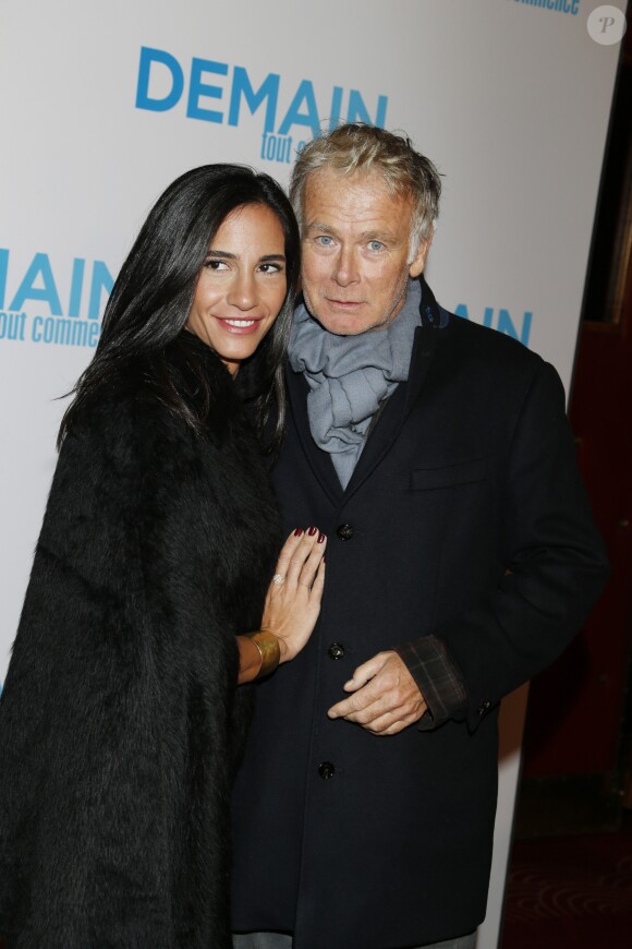 Franck Dubosc et sa femme Danièle lors de l'avant-première du film "Demain tout commence" au Grand Rex à Paris le 28 novembre 2016.