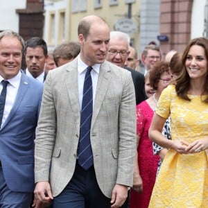 Le prince William et Kate Middleton, duchesse de Cambridge, ont visité le 20 juillet 2017 sur le marché central d'Heidelberg lors de leur visite officielle en Allemagne.