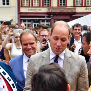 Le prince William et Kate Middleton, duchesse de Cambridge, ont visité le 20 juillet 2017 le marché central d'Heidelberg lors de leur visite officielle en Allemagne.