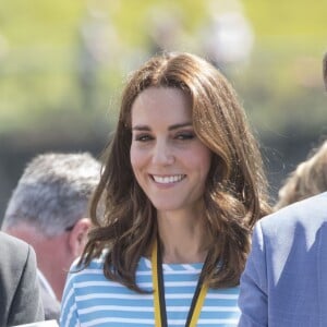 Le prince William et Kate Middleton, duc et duchesse de Cambridge, ont pris part le 20 juillet 2017 à une course d'aviron à Heidelberg lors de leur visite officielle en Allemagne.