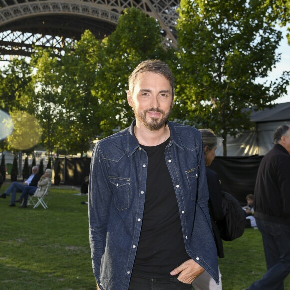 Exclusif - Christophe Willem lors grand concert de l'Orchestre National de France au Champs de Mars présenté par S. Bern sur France 2 pour célébrer la Fête Nationale, à Paris, le 14 juillet 2017 © Giancarlo Gorassini / Pierre Perusseau / Veeren / Best Image