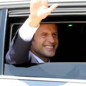 Le président de la République Emmanuel Macron en visite à la base aérienne 125 d'Istres, le 20 juillet 2017. © Dominique Jacovides/Bestimage