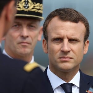 Le président de la République Emmanuel Macron en visite à la base aérienne 125 d'Istres, le 20 juillet 2017. © Dominique Jacovides/Bestimage