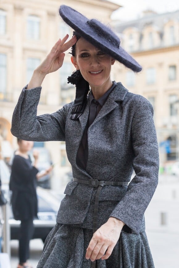 Exclusif - Céline Dion se rend à l'hôtel Ritz à Paris le 6 juillet 2017.