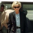 Diana, Princesse de Galles, à l'aéroport de Luanda, en Angola. Janvier 1997.