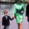 La princesse Diana et le prince Harry au mariage de Lady Helen Windsor et Tim Taylor en 1992.