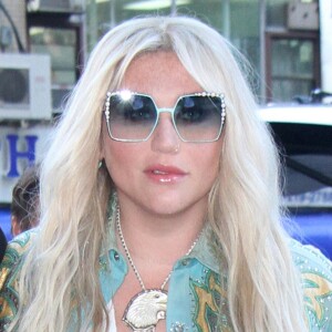 La chanteuse Kesha à son arrivée dans les studios de la radio "Z100's Elvis Duran and The Morning Show" à New York. Le 18 juillet 2017