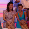 L'animateur Nagui plaisante devant deux candidates de "Tout le monde veut prendre sa place", le 3 août 2017 sur France 2.