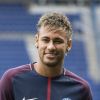 Neymar Jr en conférence de presse au Parc des Princes pour son entrée au club de football PSG (Paris Saint-Germain). Le 4 août 2017 © Pierre Perusseau / Bestimage