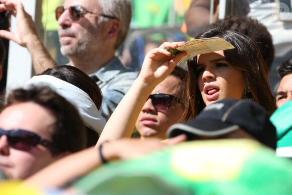 Bruna Marquezine, petite amie de Neymar, footballeur international brésilien, assiste au match Brésil contre Chili à Belo Horizonte city, le 28 juin 2014