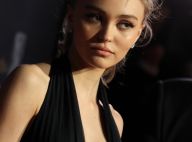 Lily-Rose Depp : Loin de sa mère amoureuse, elle boude en bikini et cowgirl sexy