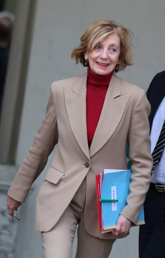 Nicole Bricq, ministre du commerce extérieur - Sortie du conseil des ministres au Palais de l'Elysée, à Paris, le 15 janvier 2014