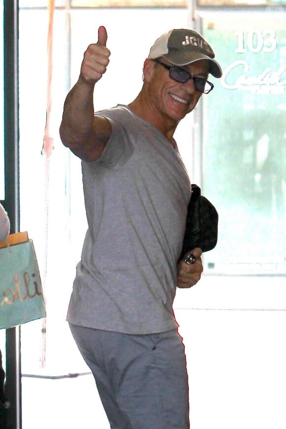 Exclusif - Jean-Claude Van Damme fait du shopping avec sa femme Gladys Portugues à Beverly Hills, le 6 juin 2017