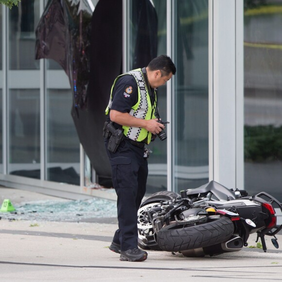 La police sur le tournage de "Deadpool 2" à Vancouver, où une jeune cascadeuse a trouvé la mort le 14 août 2017.