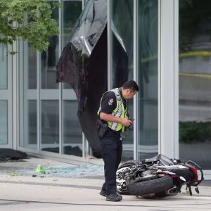 La police sur le tournage de "Deadpool 2" à Vancouver, où une jeune cascadeuse a trouvé la mort le 14 août 2017.