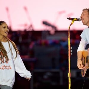 Chris Martin et Ariana Grande - Concert 'One Love Manchester', organisé au profit des familles des victimes à Manchester le 4 juin 2017 © DaveHogan For OneLoveManchester/GoffPhotos.com via Bestimage