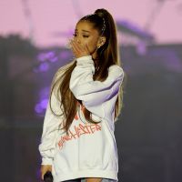 Ariana Grande et l'attentat de Manchester : Des gros chèques pour les familles