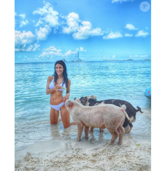 Brittany Furlan sur Pg Beach lors de son séjour aux Bahamas avec Tommy Lee en août 2017, photo Instagram.