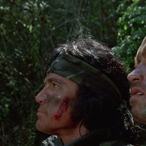 Sonny Landham et Arnold Schwarzenegger dans Predator