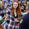 Sophie Turner - L'équipe de Game of Thrones salue leurs fans à leur arrivée au Comic Con à San Diego, le 21 juillet 2017.