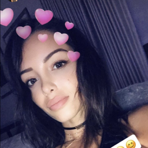 Nabilla dévoile sa toute nouvelle coupe de cheveux, sans extensions.