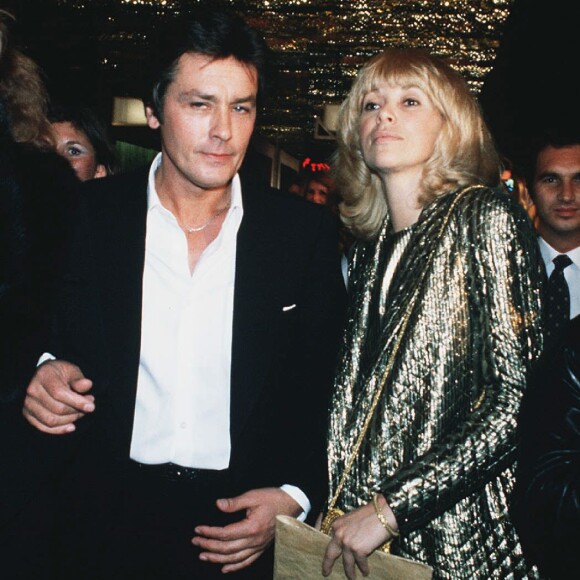 Mireille Darc et Alain Delon en 1980