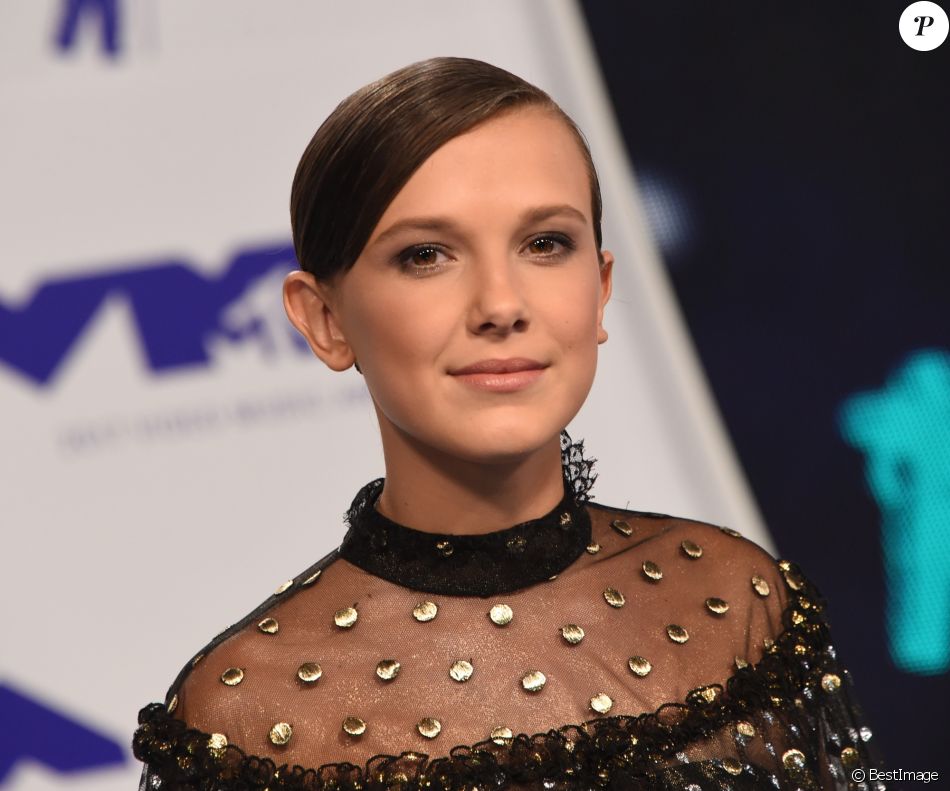 Millie Bobby Brown - MTV Video Music Awards 2017 au Forum à Inglewood ...