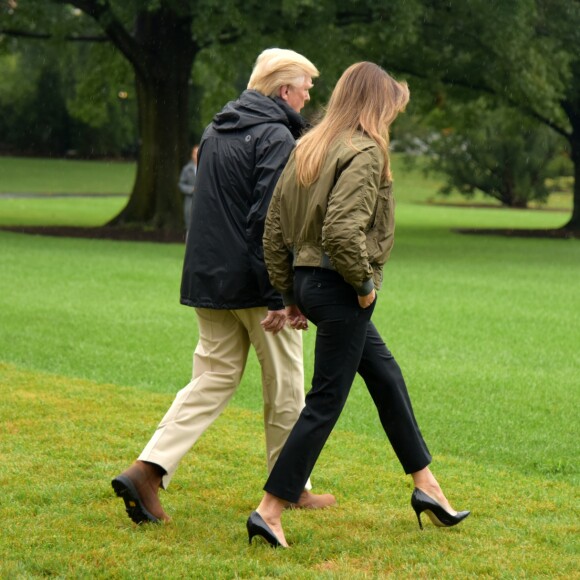 Le président Donald Trump et son épouse Melania Trump se rendent à Corpus Christi, au Texas. Washington, D.C., le 29 août 2017.