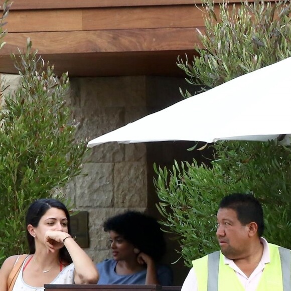 Kendall Jenner et Blake Griffin ont déjeuné au restaurant Soho Beach House à Malibu, le 1er septembre 2017.