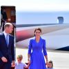 Le prince William et la duchesse Catherine de Cambridge avec leurs enfants le prince George de Cambridge et la princesse Charlotte de Cambridge lors de leur arrivée à l'aéroport de Berlin-Tegel à Berlin, le 19 juillet 2017.