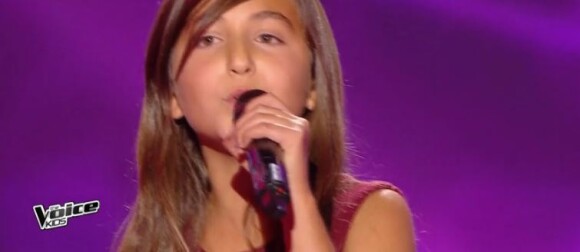 Lara, qui fait désormais partie de l'équipe de Patrick Fiori, dans "The Voice Kids 4" (TF1), numéro diffusé le 9 septembre 2017.