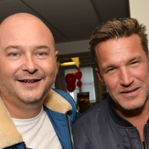 Sébastien Cauet et Benjamin Castaldi lors de la 13ème édition du Charity Day dans la salle des marchés d'Aurel BGC dans le quartier de la Bourse à Paris le 11 septembre 2017. © Veeren / Bestimage