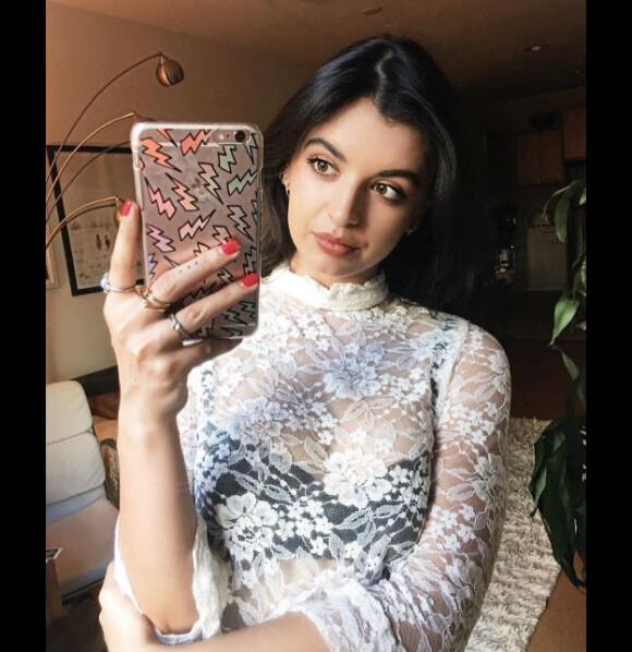Rebecca Black en mode selfie sur Instagram. Juin 2017
