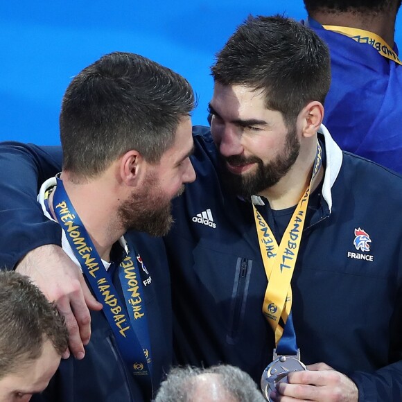 Nikola Karabatic et son frère Luka lors du match de finale du mondial de handball, France - Norvège à l'AccorHotels Arena à Paris, France, le 29 janvier 2017 L'équipe de France décroche son 6ème titre mondial. © Cyril Moreau/Bestimage