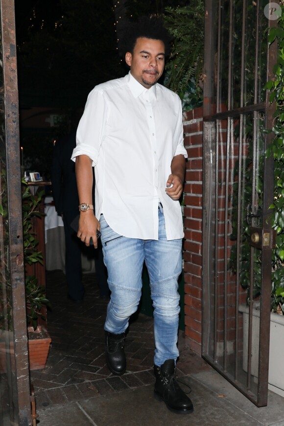 Exclusif - Halle Berry est allée diner avec le rappeur et producteur de RnB britannique Alex da Kid au restaurant iI Cielo à Beverly Hills le 22 juillet 2017