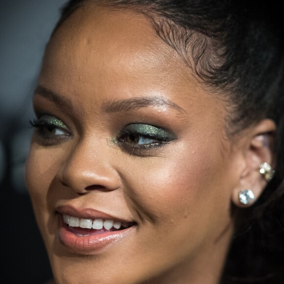 Rihanna à la soirée "Fenty Beauty by Rihanna" aux Jardins des Tuileries à Paris, le 21 septembre 2017. © Cyril Moreau/Bestimage