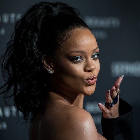 Rihanna à la soirée "Fenty Beauty by Rihanna" aux Jardins des Tuileries à Paris, le 21 septembre 2017. © Cyril Moreau/Bestimage