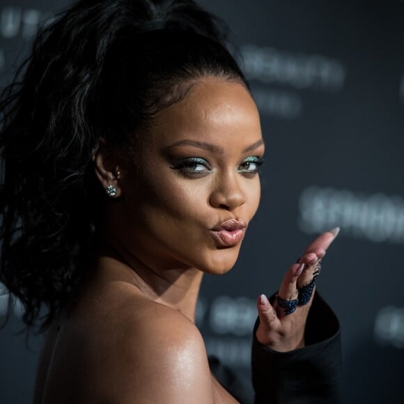 Rihanna à la soirée "Fenty Beauty by Rihanna" aux Jardins des Tuileries à Paris, le 21 septembre 2017. © Cyril Moreau/Bestimage