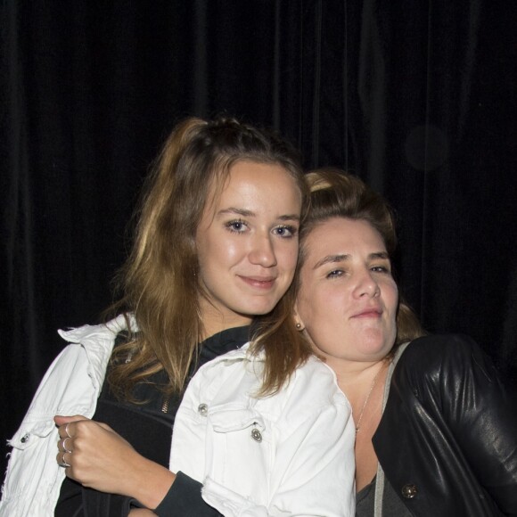 Marie-Amélie Seigner et une amie lors de l'inauguration du nouveau Club le "Boum Boum" à Paris, le 22 septembre 2017. © Pierre Pérusseau/Bestimage
