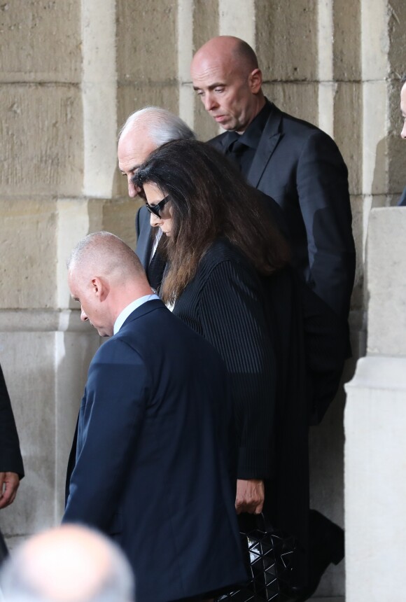 Françoise Bettencourt Meyers et son mari Jean-Pierre Meyers - Sorties des obsèques de Liliane Bettencourt en l'église Saint-Pierre de Neuilly-sur-Seine le 26 septembre 2017.