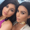 Kim Kardashian et Kylie Jenner en 2016.